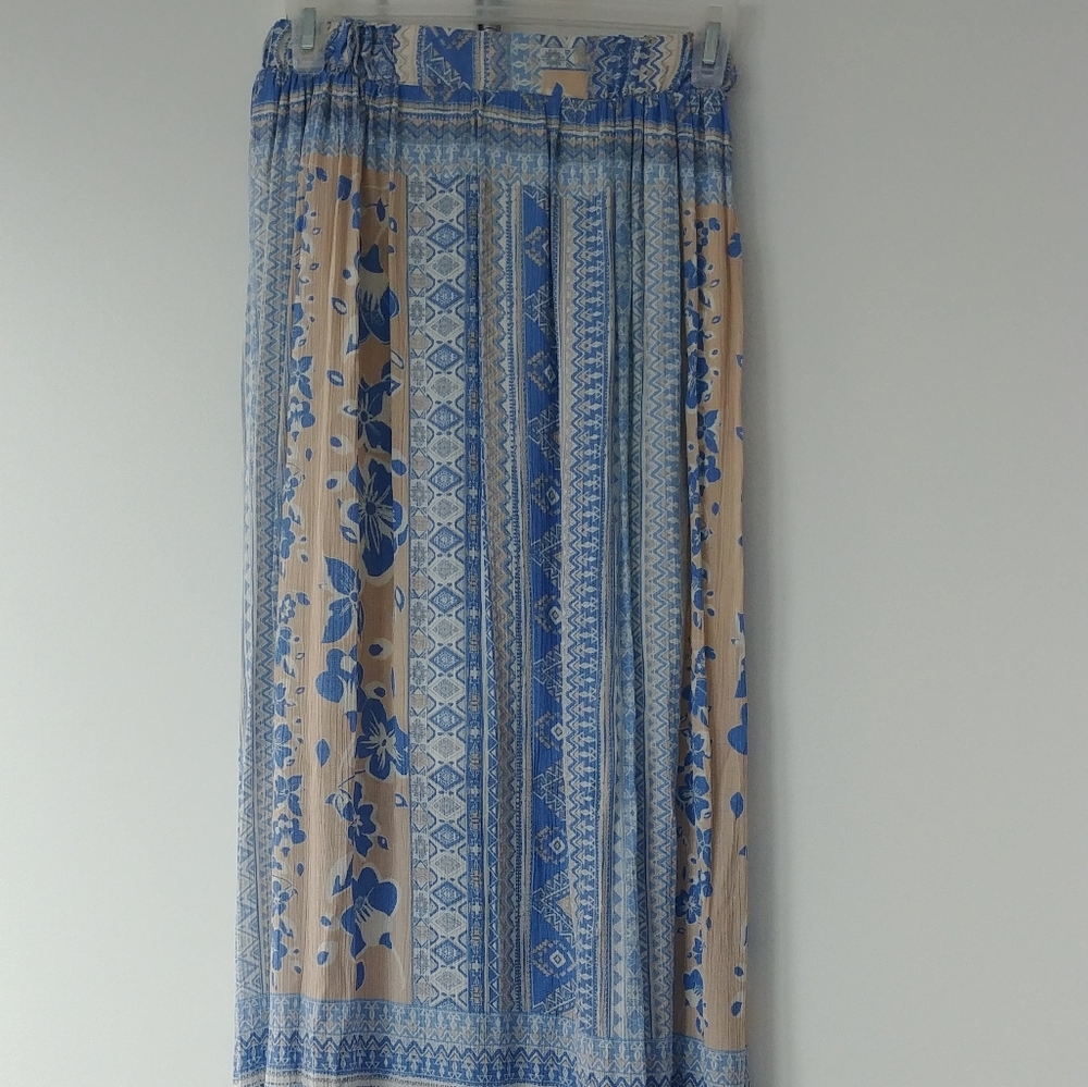 Maxi skirt